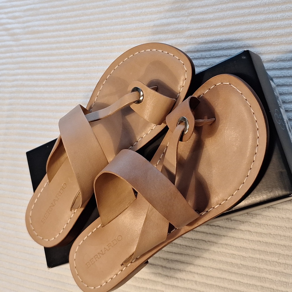 Bernardo blush leather TIA sandals
